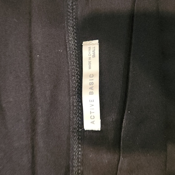 Active Basic Black Camisole - S - Picture 5 of 7